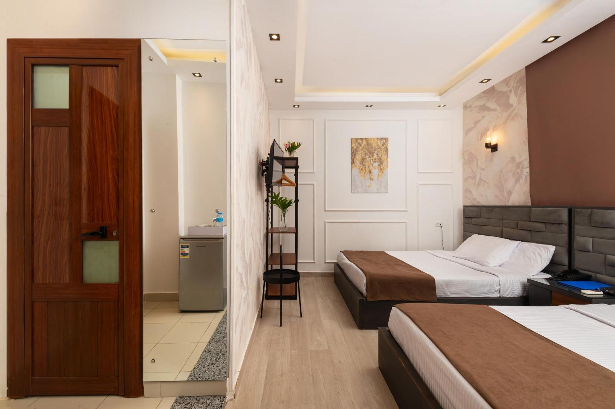 Hotel Capital