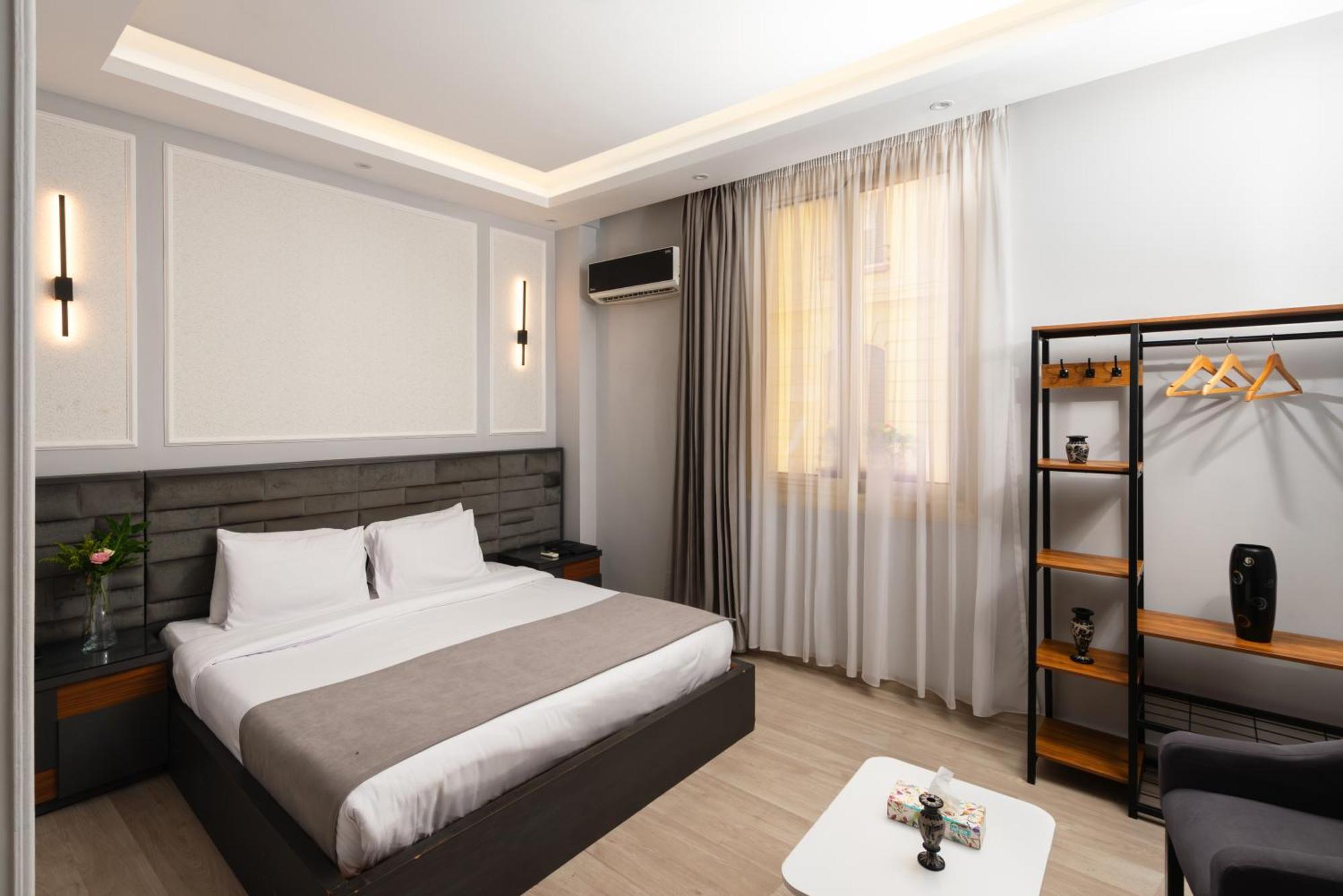 Capital Hotel