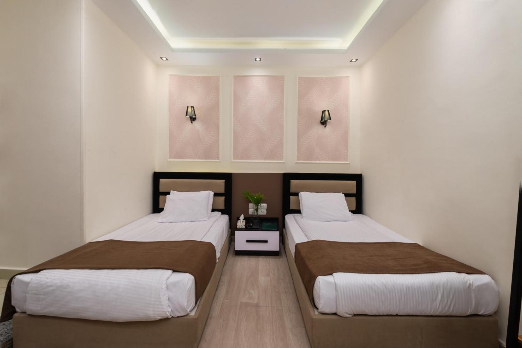 Capital 3*