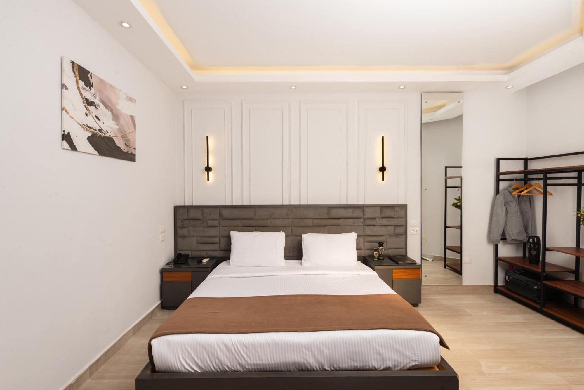 Capital Hotel